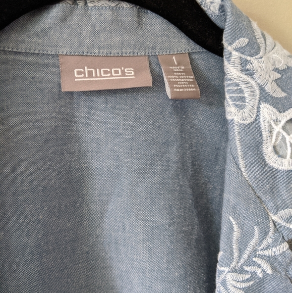 Chico's embroidered chambray Jean light jacket size medium - Picture 3 of 6